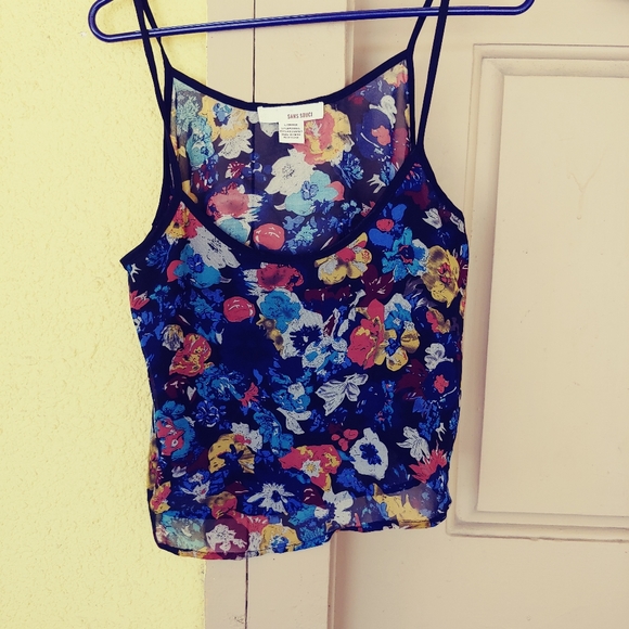 Clothes - Picture 7 of 16